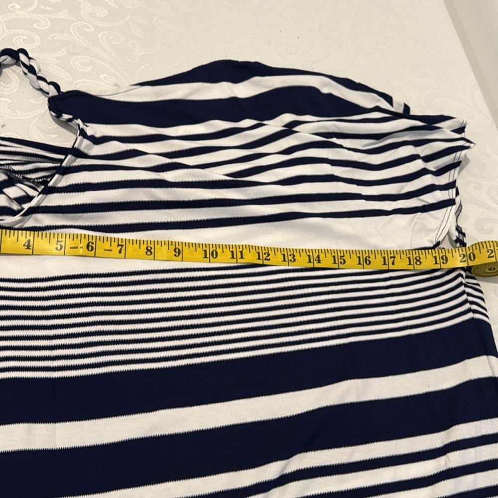 Trina Turk Stripe Shift Dress. Size Medium - Picture 12 of 13